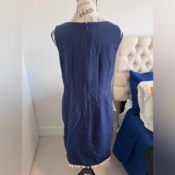 Blue Dress with Lace Details - Picture 4 of 8